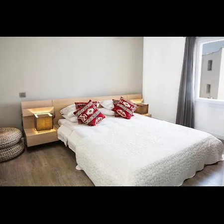 Serra Αλικαρνασσός